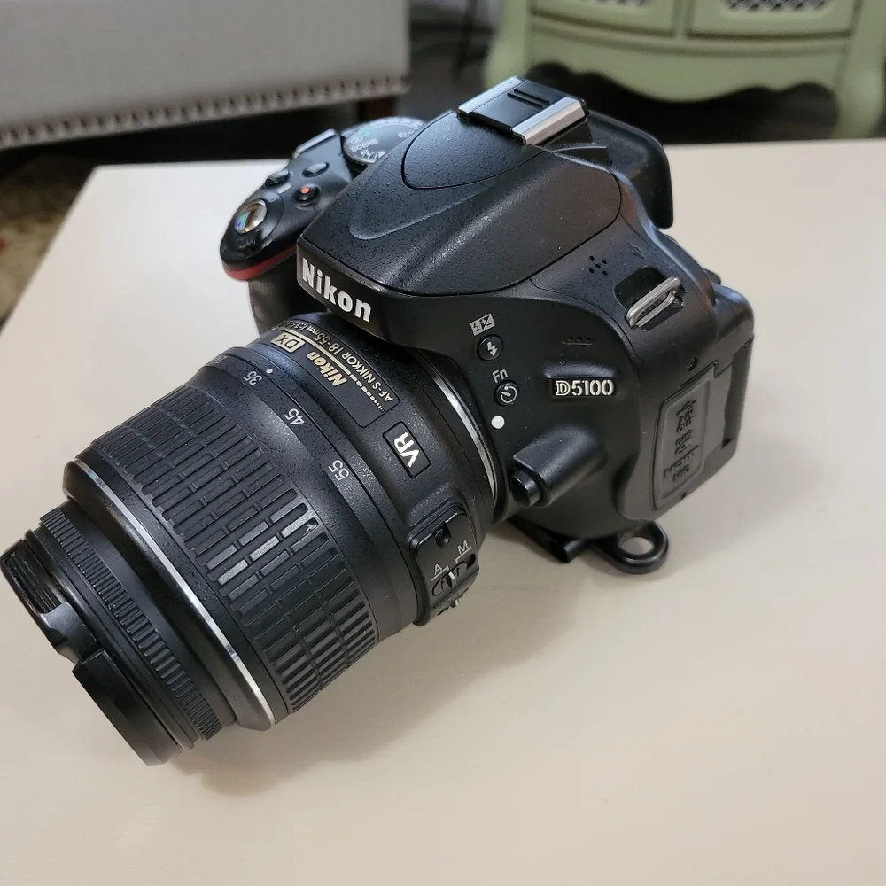 Nikon DS5100 Camera and Accessories